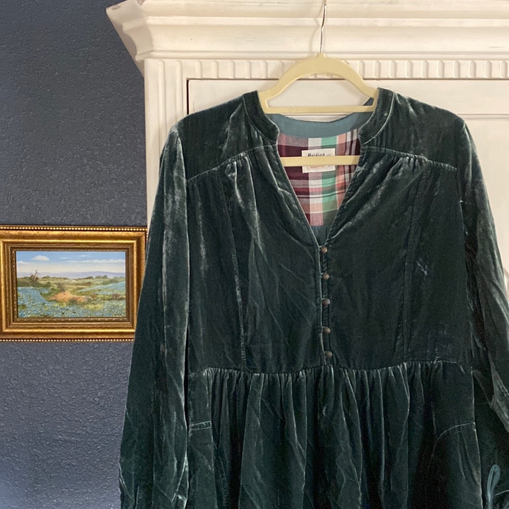 Anthropologie velvet dress. Size M. Excellent condition! So comfy. Has pockets!
